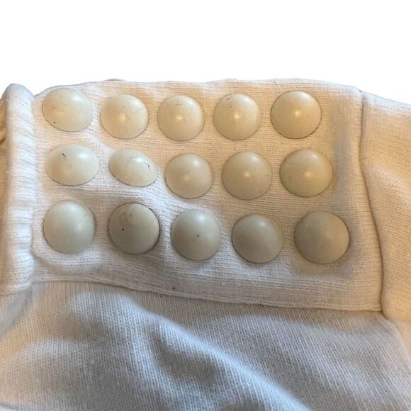 2 for $20! Republic Women’s Cream Embellished sweatshirt  Size Large - Picture 3 of 6